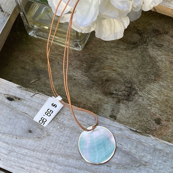 NWT VANTEL PEARLS COASTAL CHIC NECKLACE - Picture 3 of 8